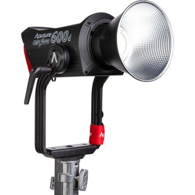 Видеосвет Aputure LS 600d (V-mount), код: 1325 Видеосвет Aputure LS 600d (V-mount), код: 1325